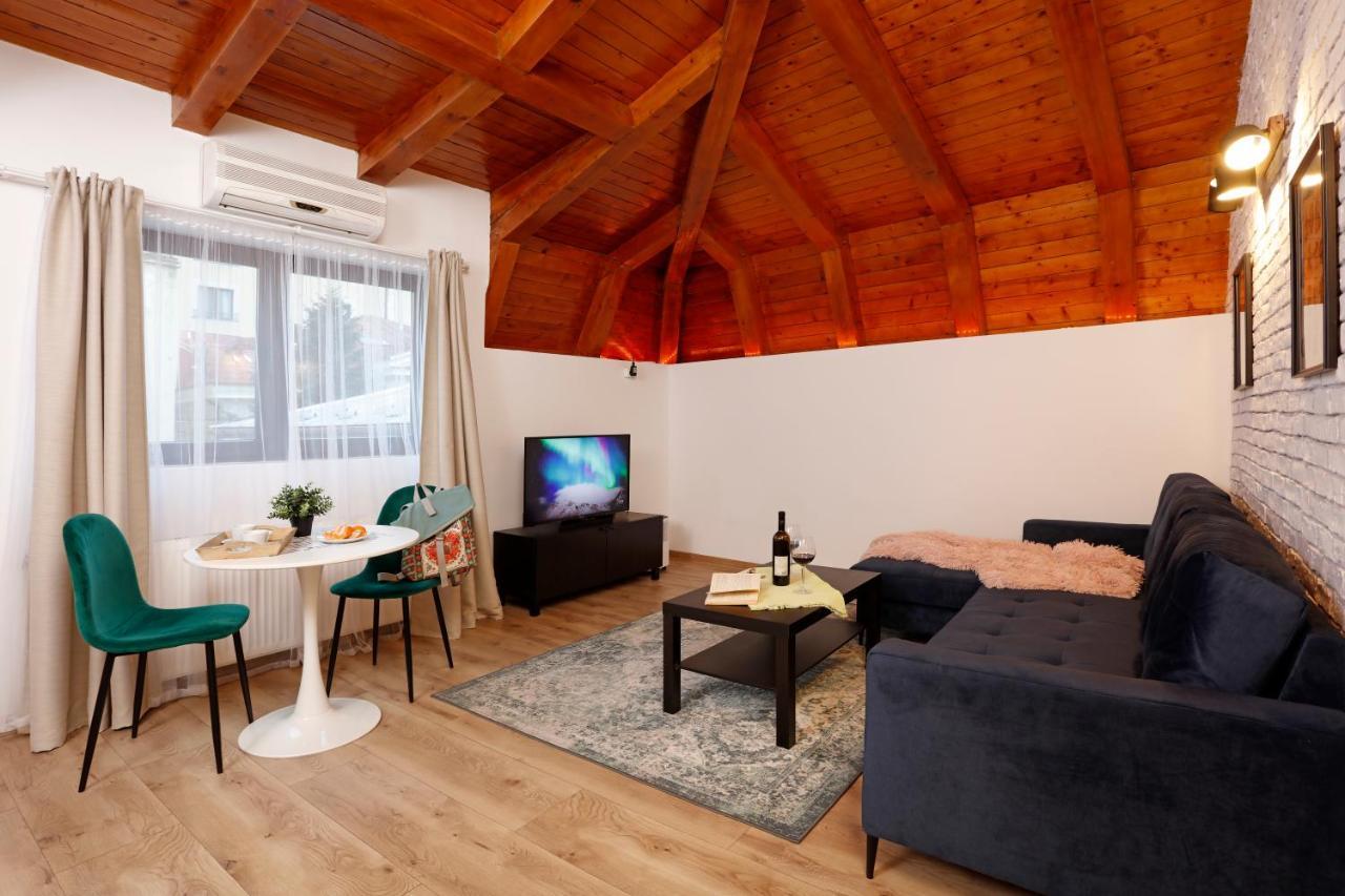 One Love Central Cottage Бухарест Экстерьер фото